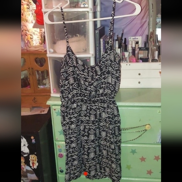 Black with white geometric print button up spaghetti strap dress - Picture 1 of 4